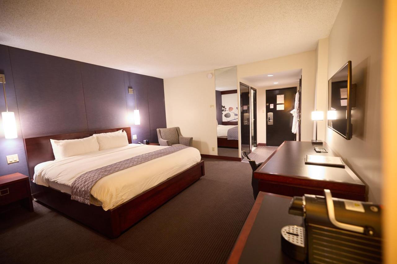 Hotel Ruby Foo'S Montreal Luaran gambar