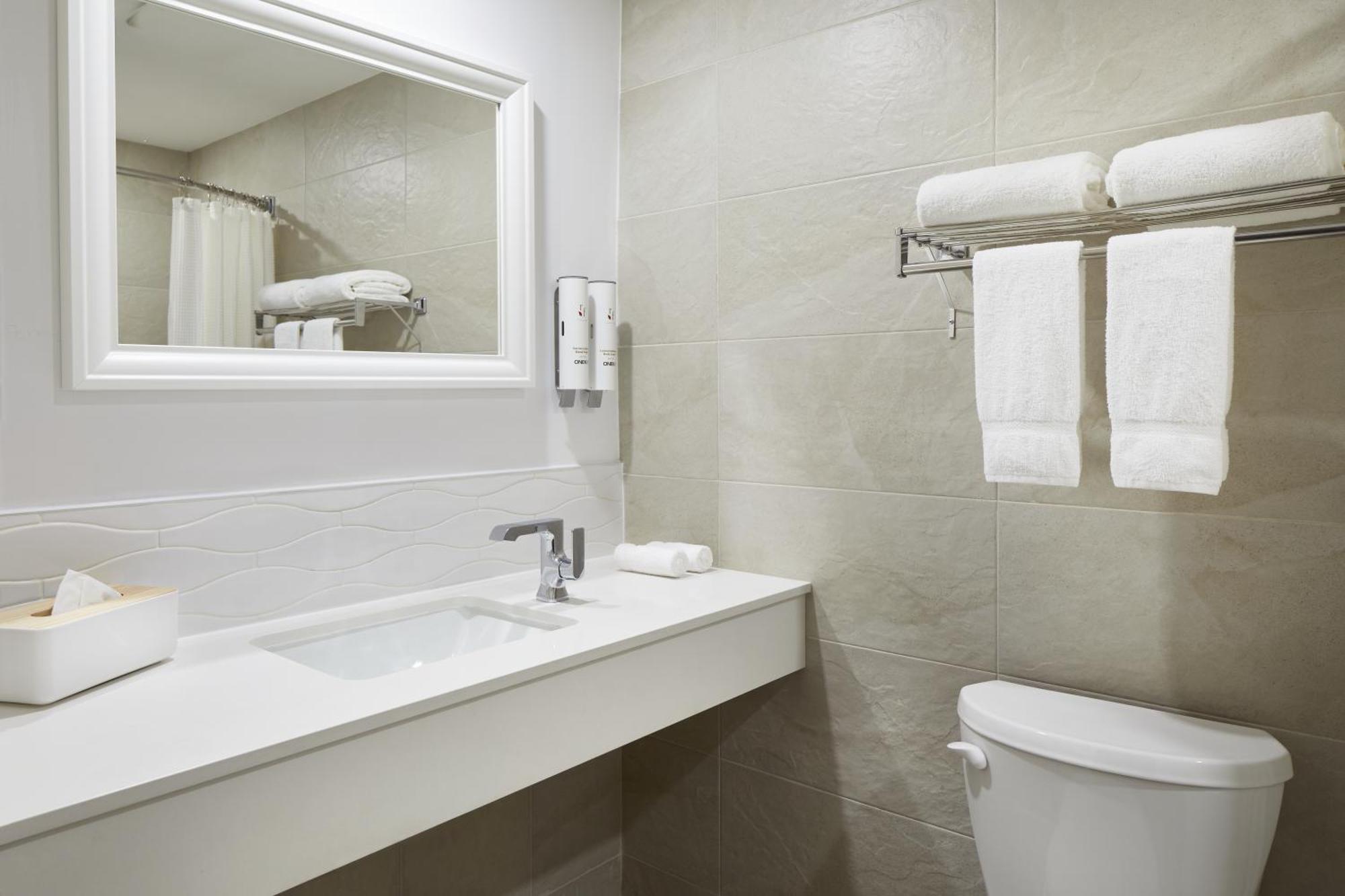 Hotel Ruby Foo'S Montreal Luaran gambar