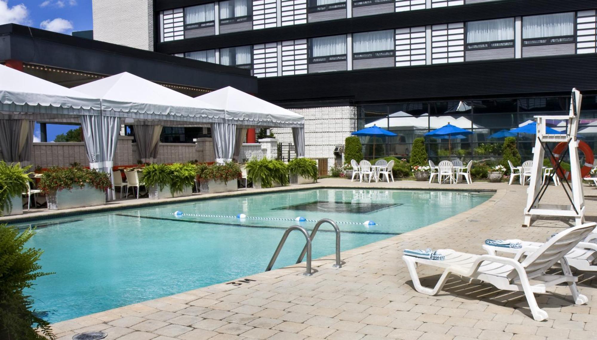 Hotel Ruby Foo'S Montreal Luaran gambar