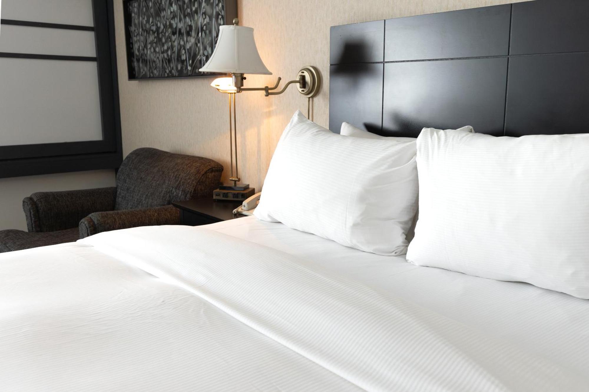 Hotel Ruby Foo'S Montreal Luaran gambar