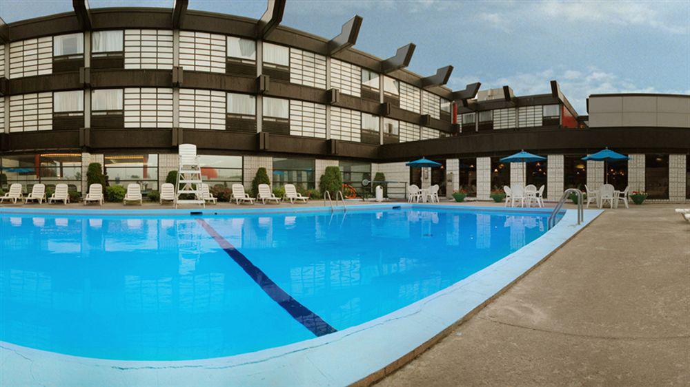 Hotel Ruby Foo'S Montreal Luaran gambar